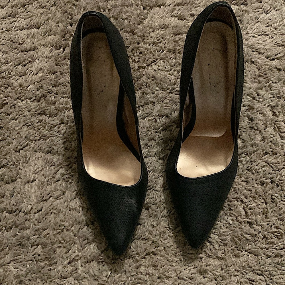 Charlotte Russe Black Pumps